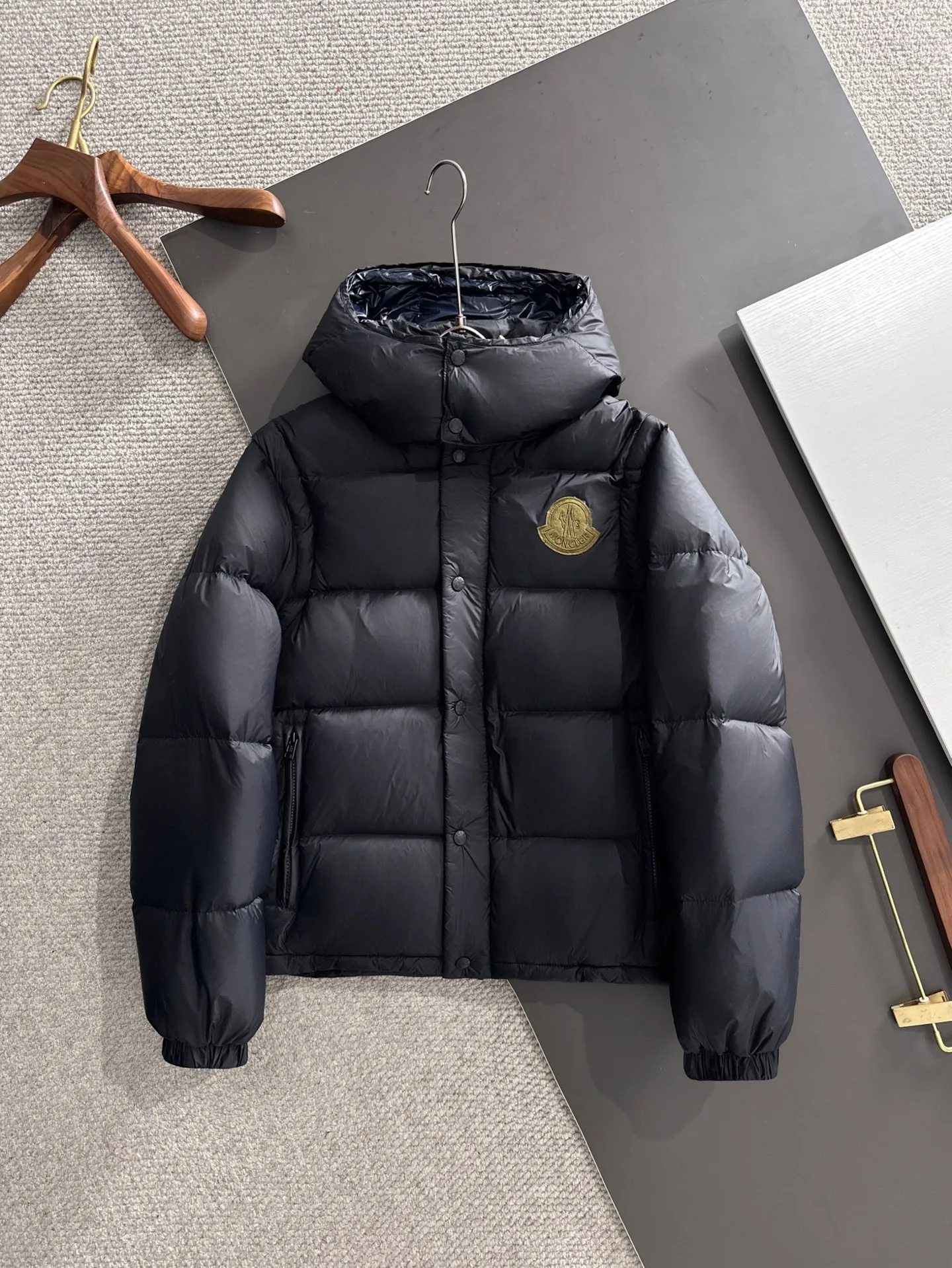P390 Premium 2026 Original 90 ！ Premium ， ， ， ， ， ， ， 。 ， 。 ， ， ， 。 Size：M-3XL
